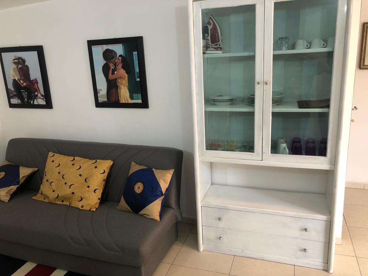 Little House Fiera Di Roma Apartment Ponte Galeria Ngoại thất bức ảnh